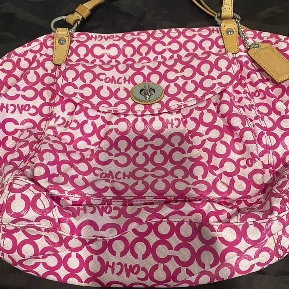 Y2k rare authentic coach pink Leah opt print shoulder‎ bag